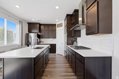 Kitchen - 789 W Wickham Dr, Murray, UT 84123 photo 1 of 5