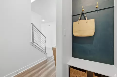 Entry Way - 789 W Wickham Dr, Murray, UT 84123 photo 2 of 4