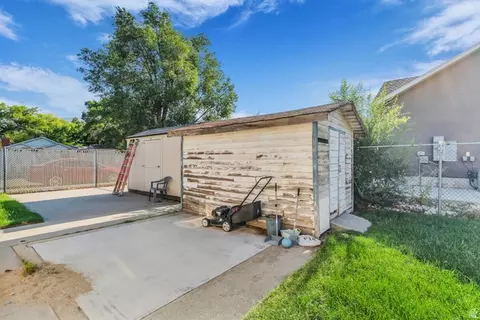 Exterior - 711 S Main St, Orem, UT 84058 photo 6 of 7
