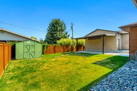 Exterior - 2463 E Arnett Dr, Millcreek, UT 84109 photo 8 of 9