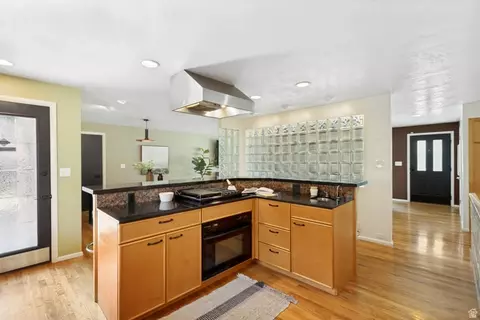 Kitchen - 2463 E Arnett Dr, Millcreek, UT 84109 photo 6 of 6
