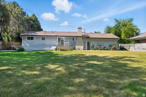 Exterior - 434 River Heights Blvd, River Heights, UT 84321 photo 2 of 10