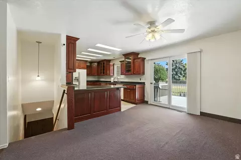 Living - 434 River Heights Blvd, River Heights, UT 84321 photo 3 of 7