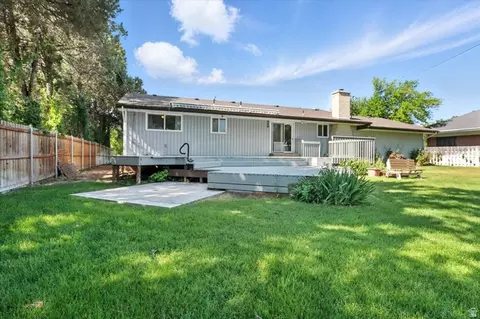 Exterior - 434 River Heights Blvd, River Heights, UT 84321 photo 5 of 10