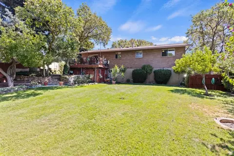 Exterior - 703 Emerald Dr, Bountiful, UT 84010 photo 8 of 9