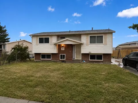 3347 S Sidney Way, Magna, UT 84044