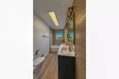Bath - 718 E 9th St S, Ogden, UT 84404 photo 3 of 4