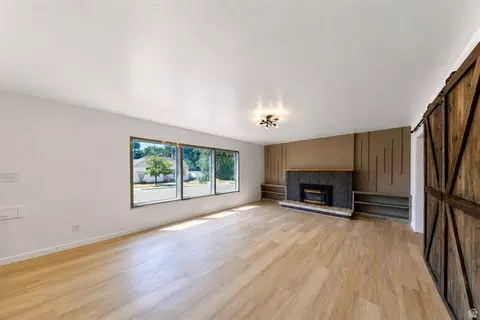 Living - 718 E 9th St S, Ogden, UT 84404 photo 2 of 7