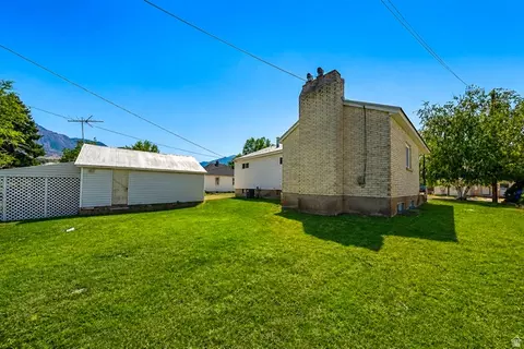 Exterior - 718 E 9th St S, Ogden, UT 84404 photo 3 of 4