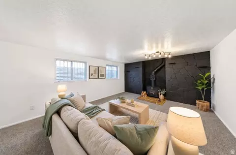Living - 718 E 9th St S, Ogden, UT 84404 photo 5 of 7