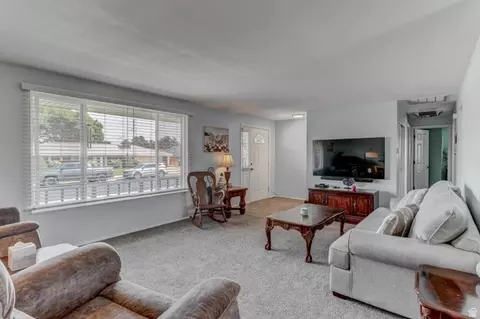 Living - 834 E Silver Shadows Dr, Murray, UT 84107 photo 1 of 3