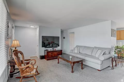 Living - 834 E Silver Shadows Dr, Murray, UT 84107 photo 2 of 3