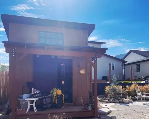 Exterior - 655 E Oliver Rd, Tooele, UT 84074 photo 4 of 8
