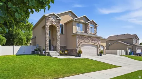 4338 W Sacajewa St, Riverton, UT 84096