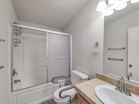 Bath - 70 S 300 E, Elsinore, UT 84724 photo 3 of 3