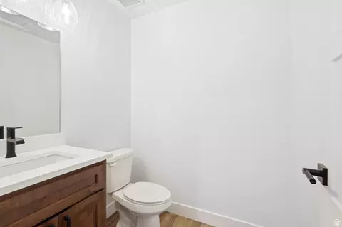 Bath - 364 E 1600 S, Lewiston, UT 84320 photo 4 of 4