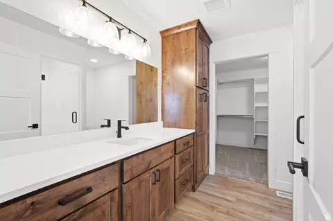 Bath - 364 E 1600 S, Lewiston, UT 84320 photo 1 of 4