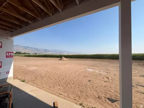 Exterior - 364 E 1600 S, Lewiston, UT 84320 photo 3 of 5