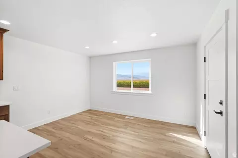 Living - 364 E 1600 S, Lewiston, UT 84320 photo 2 of 3