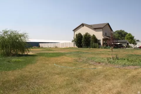 Exterior - 2938 S 2800 E, Franklin, ID 83237 photo 3 of 7