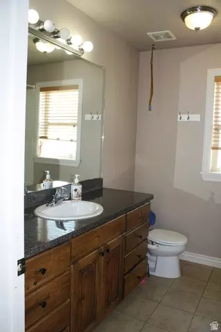 Bath - 2938 S 2800 E, Franklin, ID 83237 photo 2 of 3