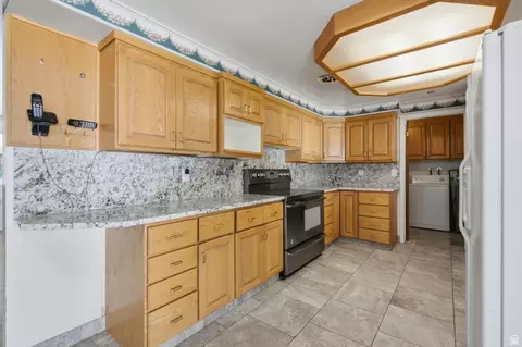 Kitchen - 53 S 350 E, Orem, UT 84058 photo 2 of 5