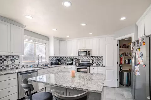 Kitchen - 8621 S 1700 E, Sandy, UT 84093 photo 2 of 3