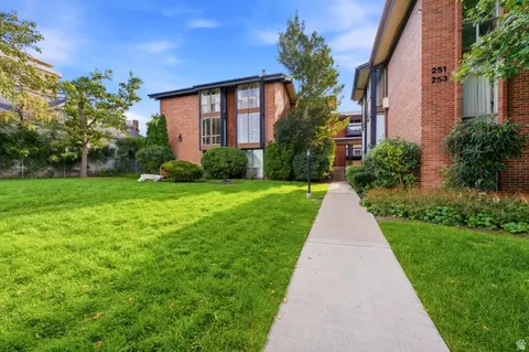 247 S 700 E #37, Salt Lake City, UT 84102