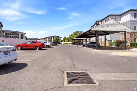 Exterior - 564 W 1725 S, Orem, UT 84058 photo 3 of 8