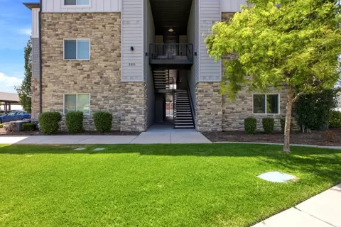 Exterior - 564 W 1725 S, Orem, UT 84058 photo 5 of 8