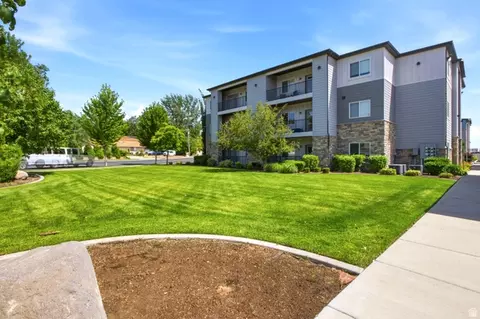 Exterior - 564 W 1725 S, Orem, UT 84058 photo 7 of 8