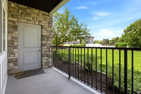 Exterior - 564 W 1725 S, Orem, UT 84058 photo 6 of 8