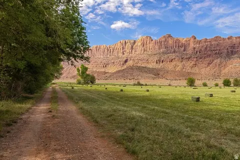 3886 S Maynard Ln #2, Moab, UT 84532 photo 16