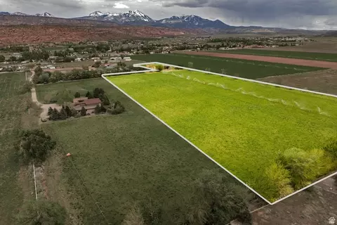 3886 S Maynard Ln #2, Moab, UT 84532 photo 6