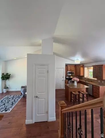 Entry Way - 4624 S Quiet Cir, Murray, UT 84107 photo 6 of 9