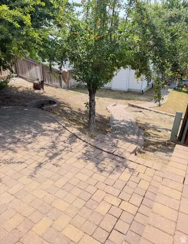 Exterior - 4624 S Quiet Cir, Murray, UT 84107 photo 9 of 10