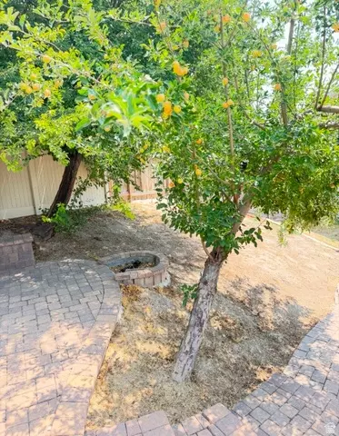 Exterior - 4624 S Quiet Cir, Murray, UT 84107 photo 8 of 10