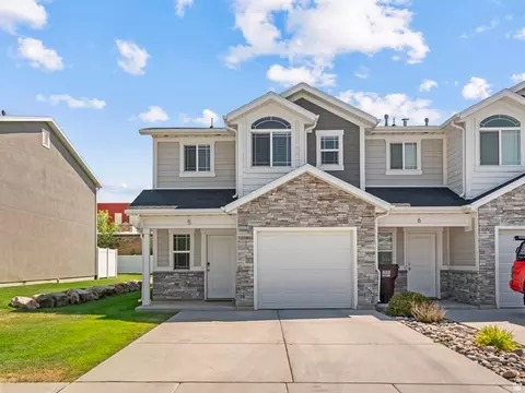 Exterior - 357 E 2050 N #5, North Ogden, UT 84414 photo 2 of 7