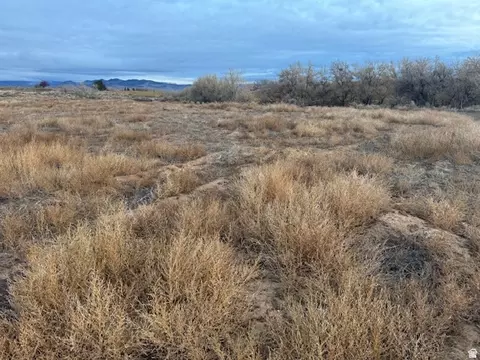 282 E 2000 S #9, Vernal, UT 84078 photo 5
