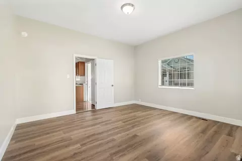 Living - 609 S 1200 W, Orem, UT 84058 photo 2 of 5