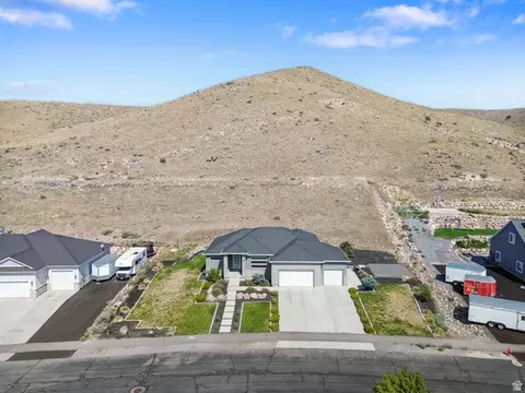 View/Area - 2891 E Sunset Dr, Eagle Mountain, UT 84005 photo 10 of 11