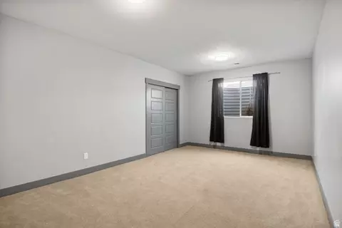 Bedroom - 2891 E Sunset Dr, Eagle Mountain, UT 84005 photo 8 of 13