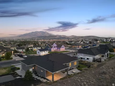 View/Area - 2891 E Sunset Dr, Eagle Mountain, UT 84005 photo 2 of 11