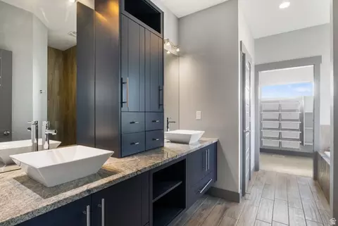 Bath - 2891 E Sunset Dr, Eagle Mountain, UT 84005 photo 1 of 6