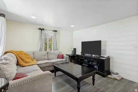 Living - 607 W Wasatch S, Midvale, UT 84047 photo 1 of 2