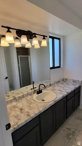 Bath - 11153 S Silver Queen Cir, Sandy, UT 84094 photo 1 of 3