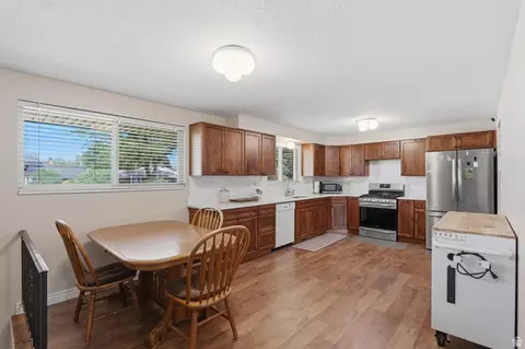 Kitchen - 972 S 550 E, Orem, UT 84097 photo 3 of 3