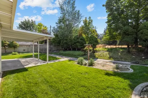 Exterior - 3139 S Crestview Cir W, Bountiful, UT 84010 photo 6 of 6