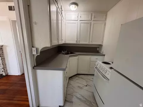 Kitchen - 1360 E 22nd St, Ogden, UT 84401 photo 7 of 7