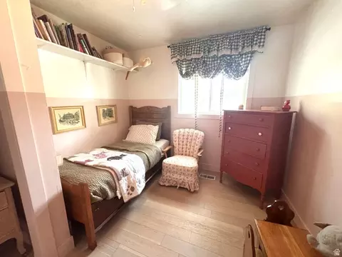 Bedroom - 1360 E 22nd St, Ogden, UT 84401 photo 2 of 4